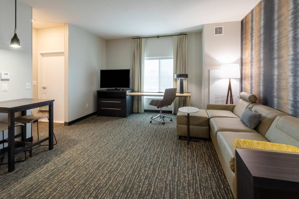 One Bedroom King Suite with Sofa Bed and City View interior